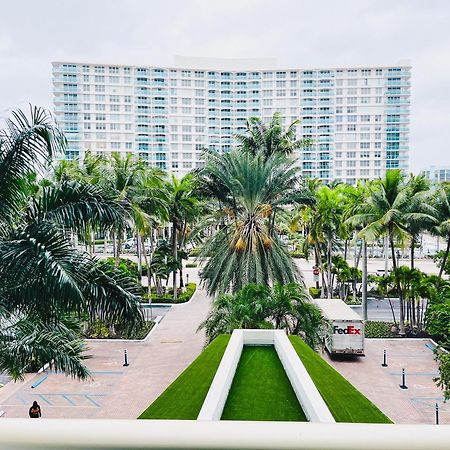 Miami Hollywood Bay View On The Beach 002-1Bvic Exterior photo